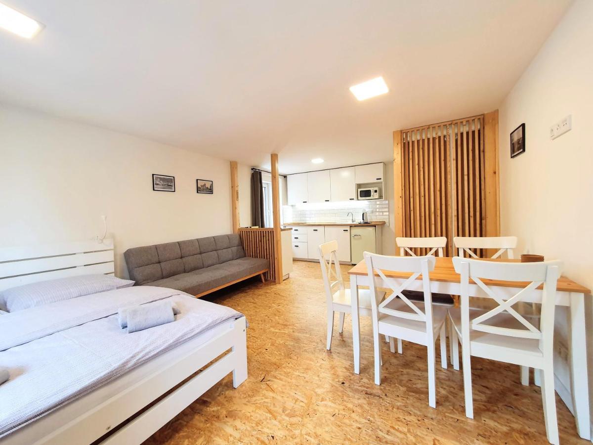 Apartmany U Muzea Horní Blatná エクステリア 写真