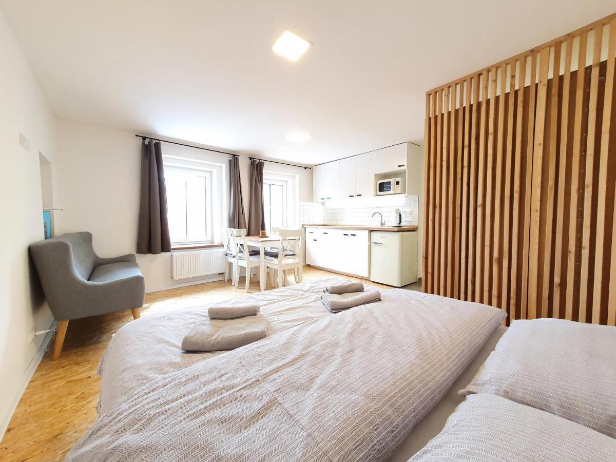 Apartmany U Muzea Horní Blatná エクステリア 写真